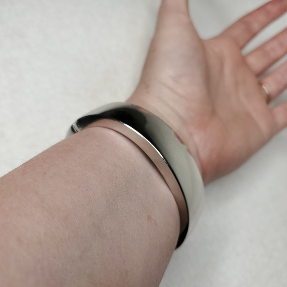 KL Argyle Diamond Design Silver Bracelet - Picture 5 of 10